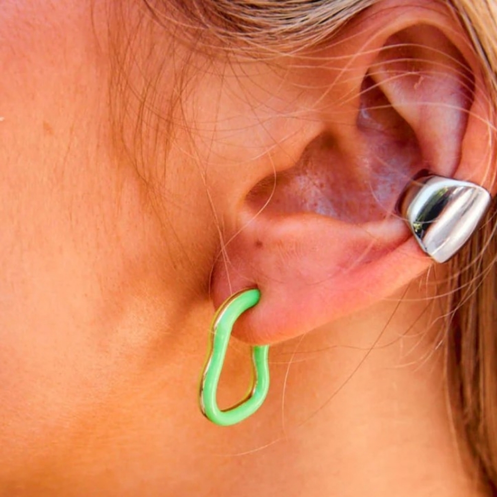EMMA PILLS Baby Obsession Enamel Hoops